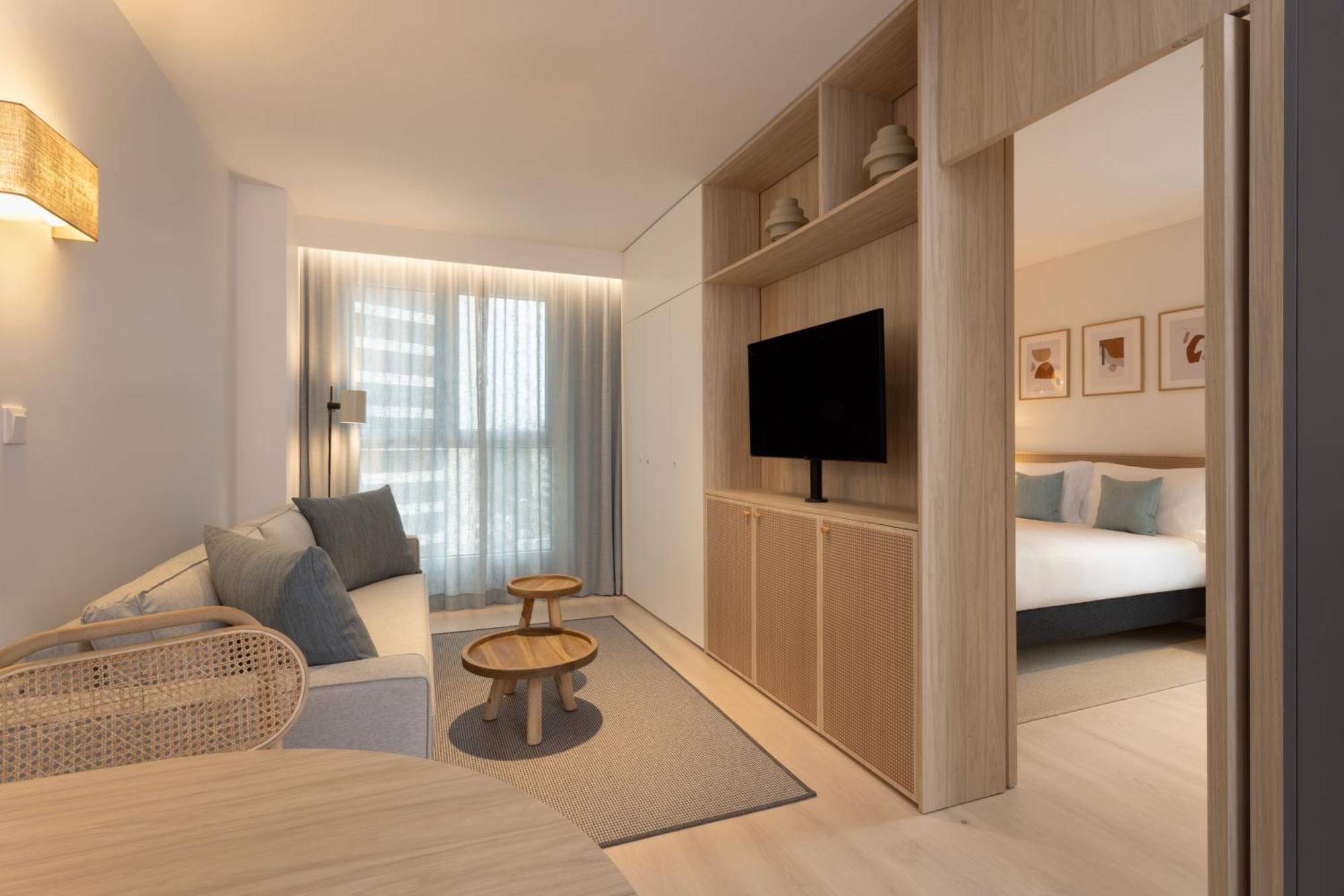 Staybridge Suites & Apartments Malaga By Ihg Εξωτερικό φωτογραφία