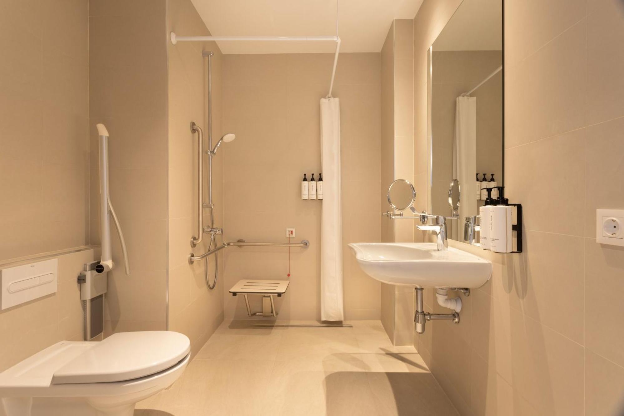 Staybridge Suites & Apartments Malaga By Ihg Εξωτερικό φωτογραφία